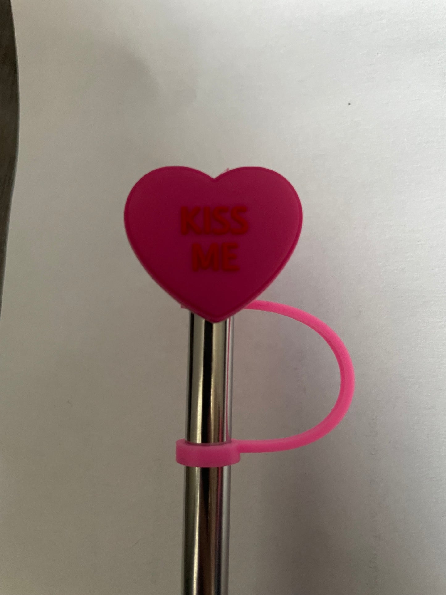 Kiss Me Heart Straw Topper