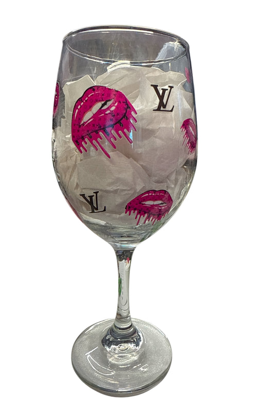 Lv drip lips wine glass