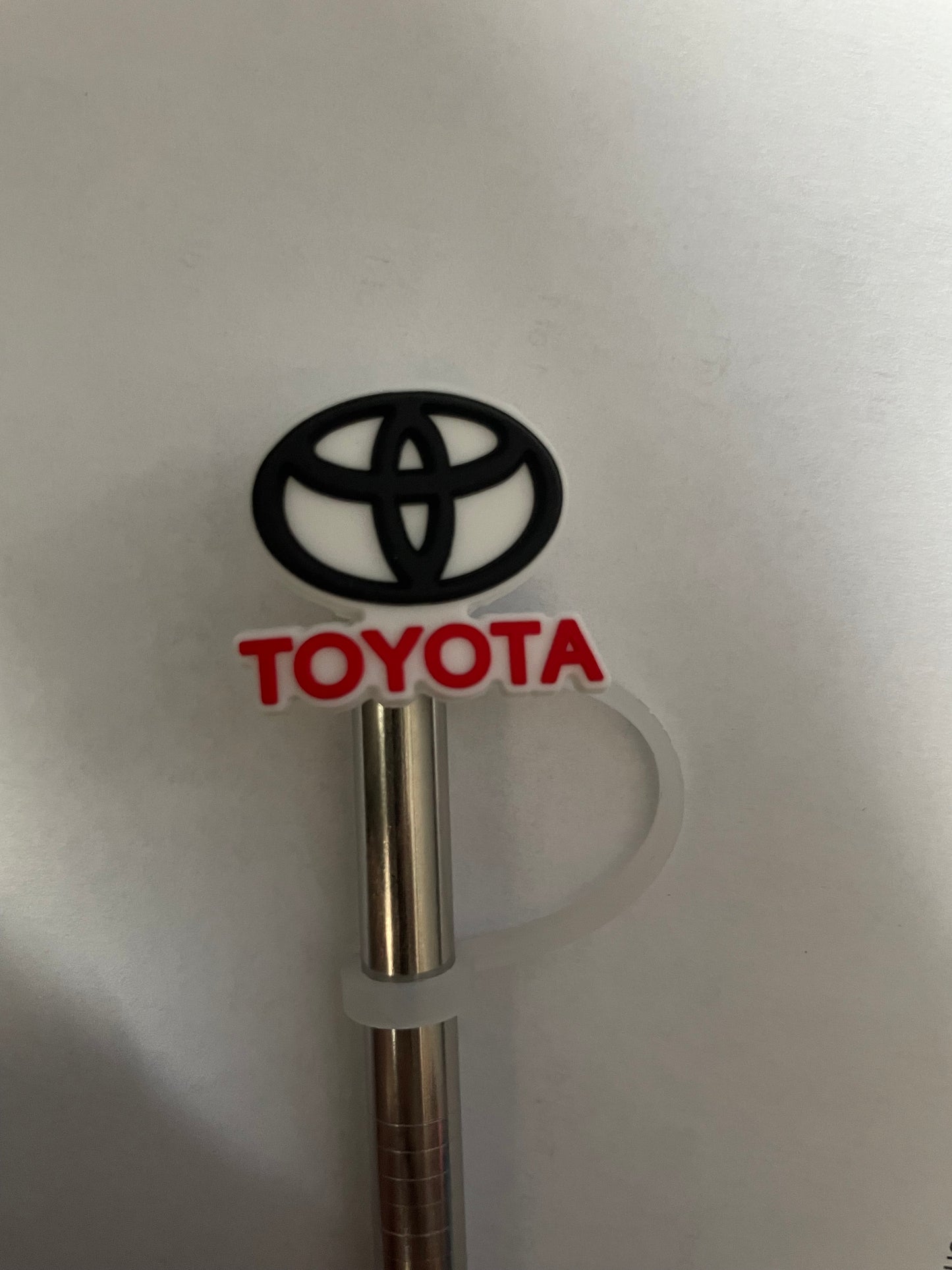 Toyota Straw Topper