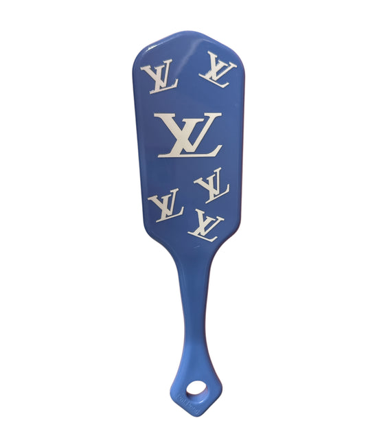 Lv white blue/purple brush