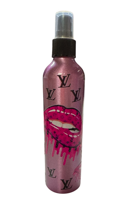 Lv lips Empty spray bottle