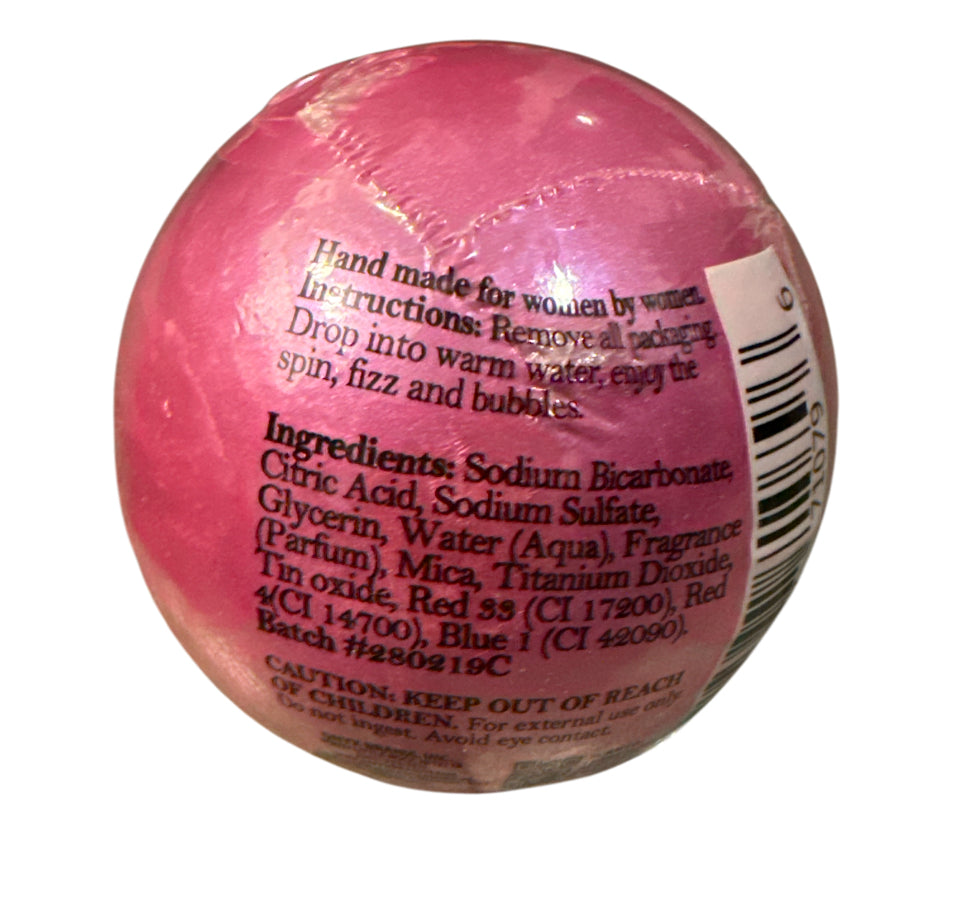 Boyfriend bath bomb