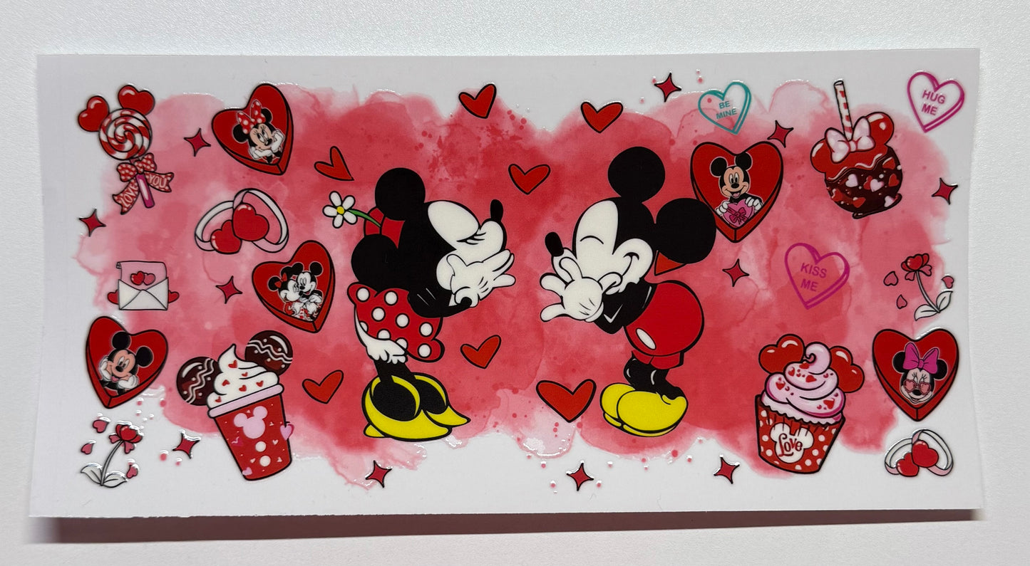 Mickey and Minnie Blowing Kisses Cup Transfer