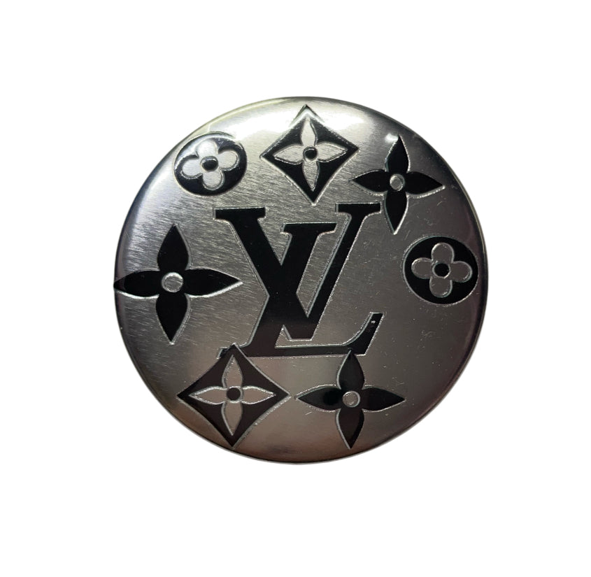 Lv Lv pin