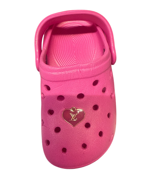 Lv heart pink metal Shoe Charm