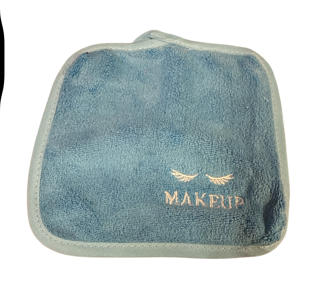 Reusable makeup wipe