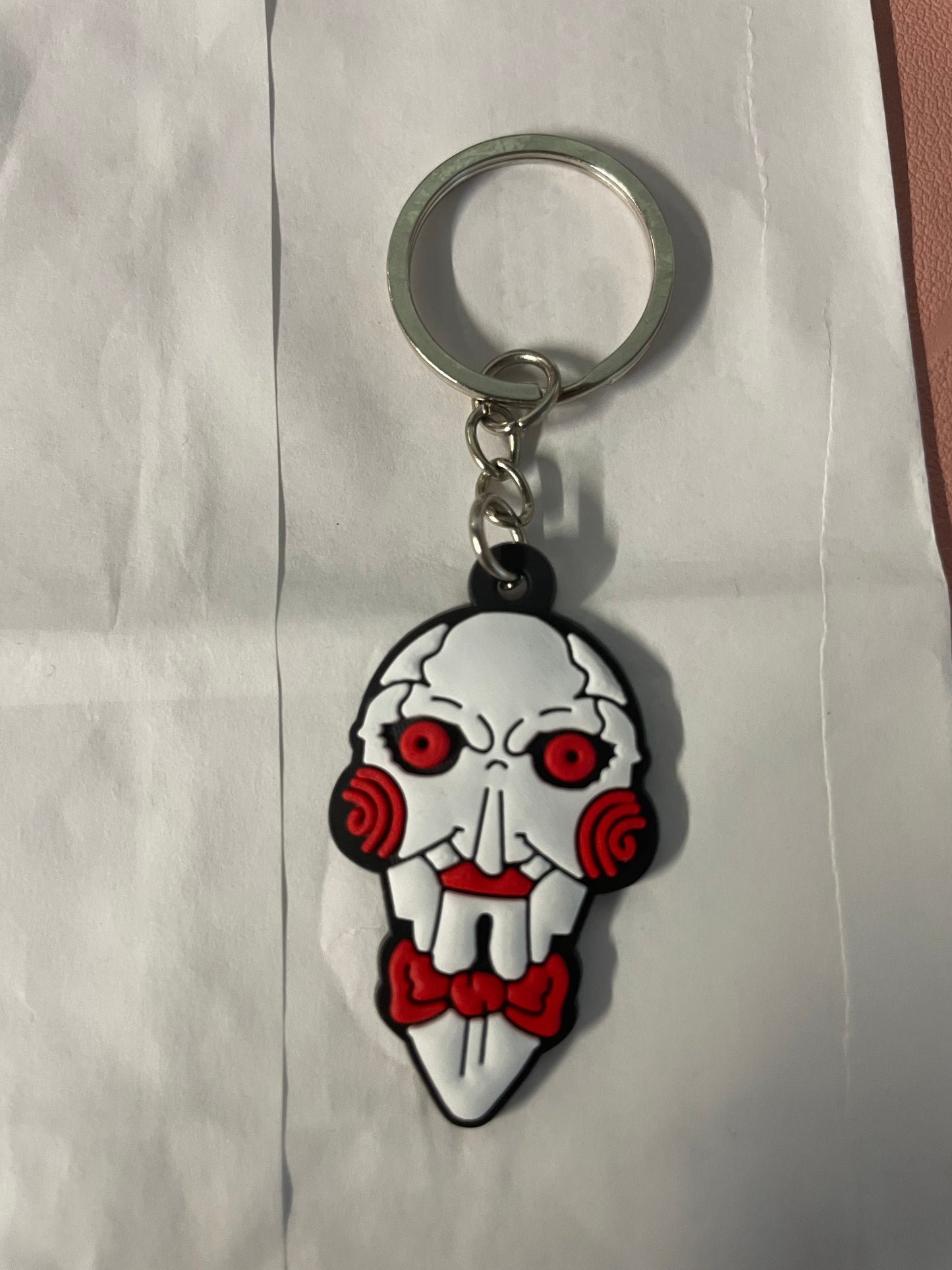 Saw face horror keychain