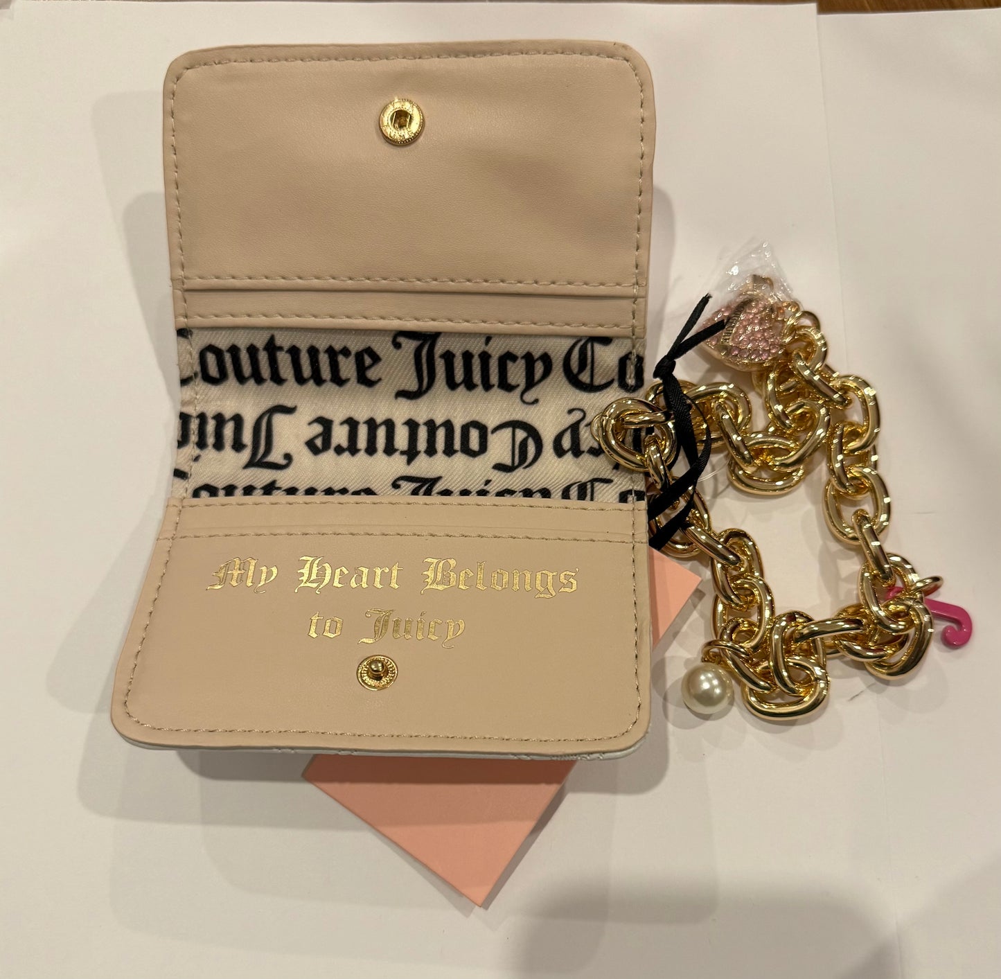 White  gold chain Wallet  Juicy couture