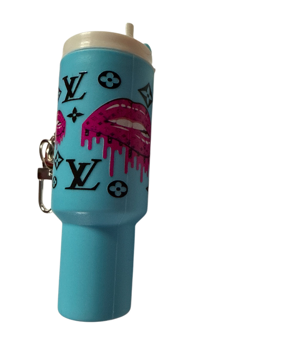 Lv lips baby blue Cup Storage keychain