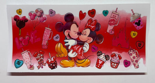 Mickey Holding Minnie Cup Transfer