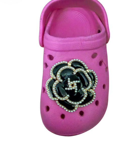 Black flower  metal Shoe Charm